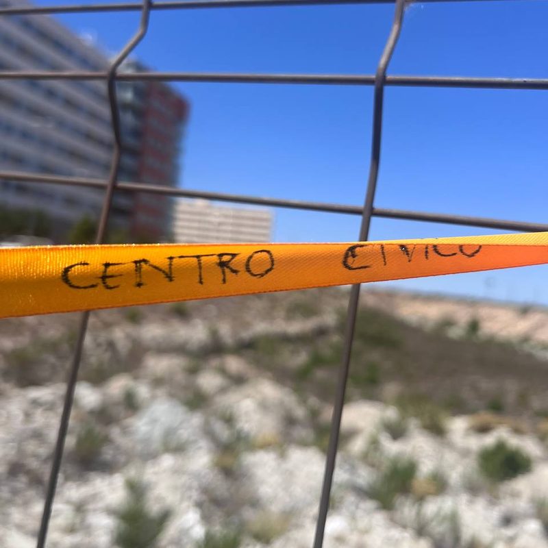 Cinta con el deseo: Centro cívico
